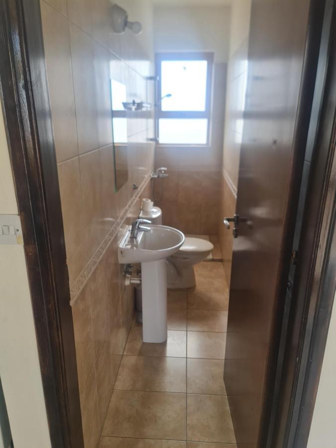 Top Floor 1 Bdrm Aprtrmnt Διαμέρισμα Dromolaxia Εξωτερικό φωτογραφία