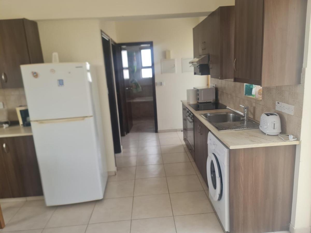 Top Floor 1 Bdrm Aprtrmnt Διαμέρισμα Dromolaxia Εξωτερικό φωτογραφία