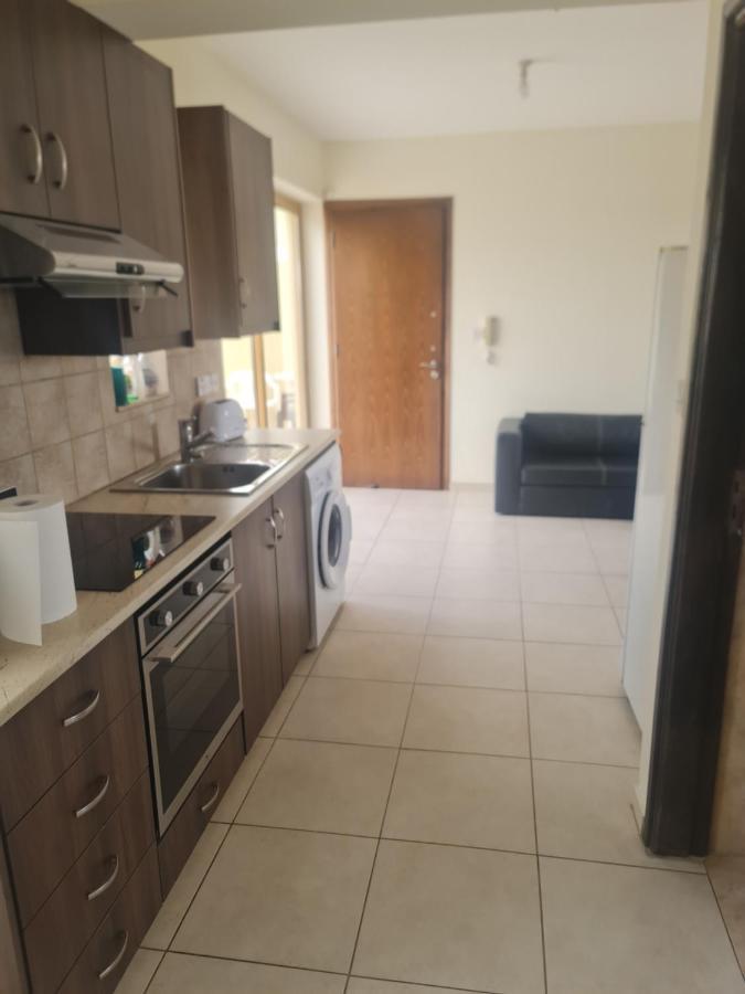 Top Floor 1 Bdrm Aprtrmnt Διαμέρισμα Dromolaxia Εξωτερικό φωτογραφία